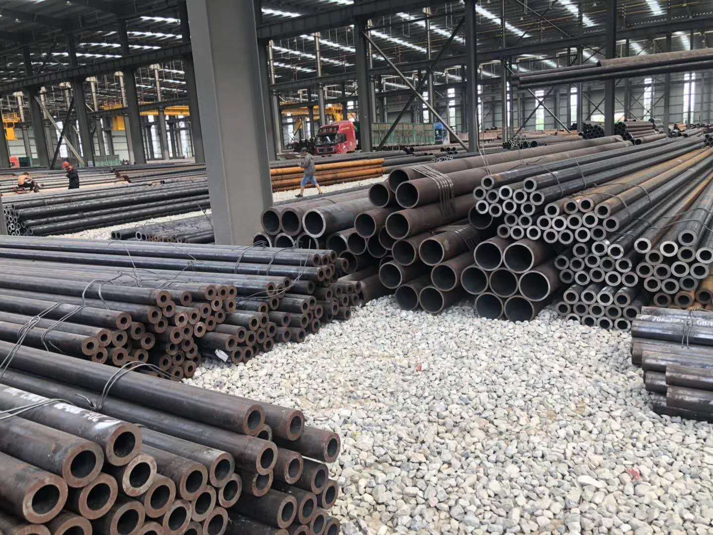 新邱无缝钢管